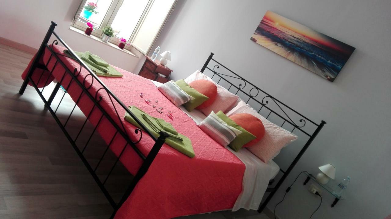 הוילה סירקוזה Casa Agnes מראה חיצוני תמונה